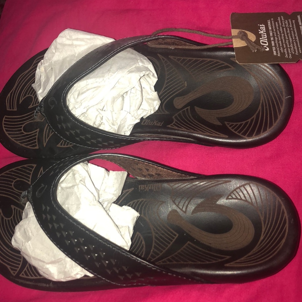 Mens Olukai sandals